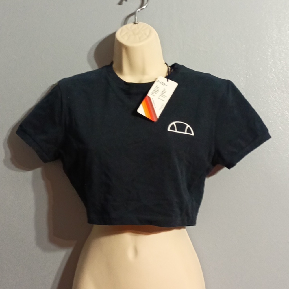 Ellesse heritage women's fitted crop tee color anthracite size us 6.